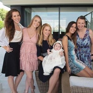 Meet your Posher, Julia